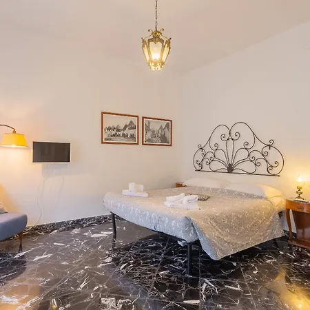 Apartment Golden And Silver By Wonderful Italy *
