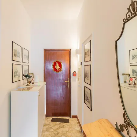 Golden And Silver By Wonderful Italy Apartment Bari